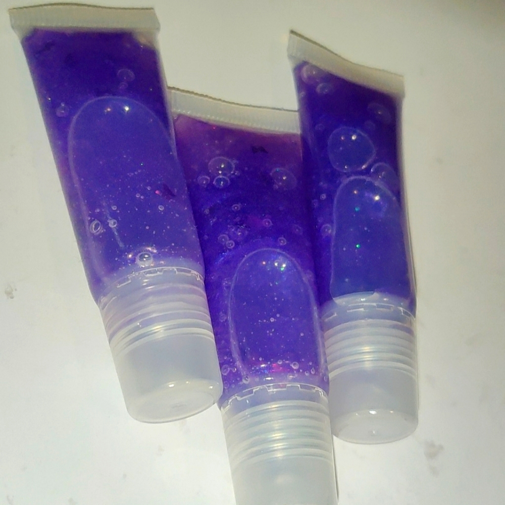 Purple Lipgloss